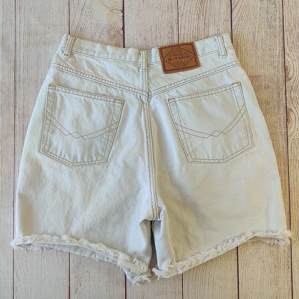 Vintage Gitano high waisted midi mom jean shorts